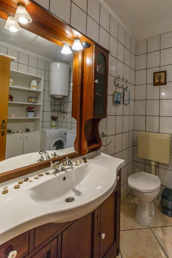 Apartman Mauro Malinska Eksteriør bilde