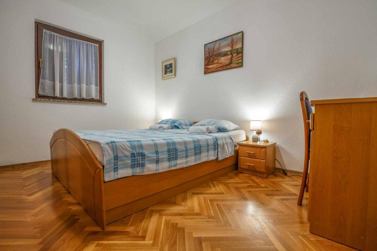 Apartman Mauro Malinska Eksteriør bilde